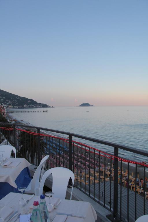 Hotel Bel Sit Alassio Zewnętrze zdjęcie